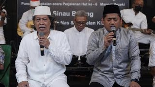 Download lagu Mbah Nun, Kyai Kanjeng dan Pak Nasrullah membawakan sholawat Magnet Rezeki mp3 Download lagu Mbah Nun, Kyai Kanjeng dan Pak Nasrullah membawakan sholawat Magnet Rezeki mp3