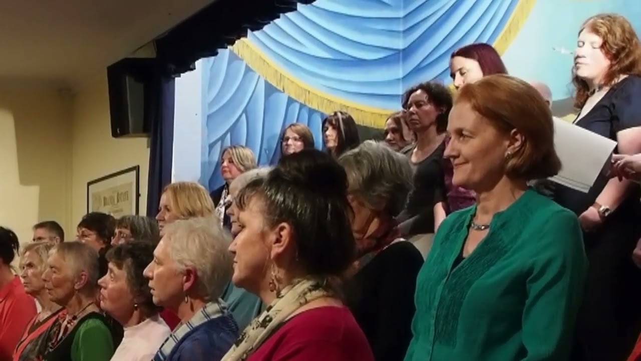 Hallelujah Bryan Crump version at Breaker Bay hall 2014