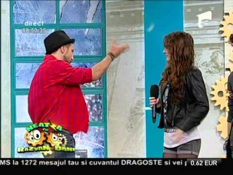 Dani Otil face praf o cantareata