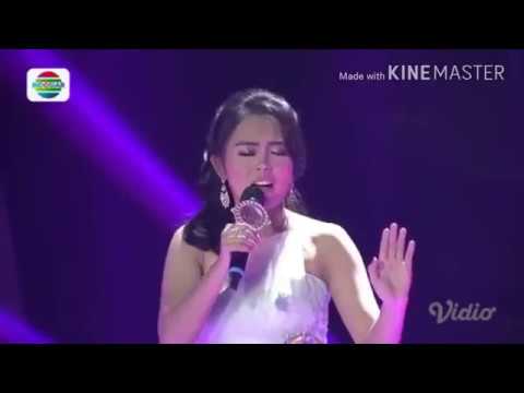 Selfi da asia 4 mengejar badai