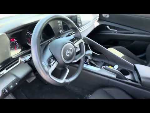 2022 Hyundai Elantra Preferred IVT in White for sale at Finch Hyundai in London, ON