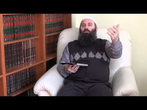 Cilët jan rastet që bëhen dy sexhde shtesë në fund të Namazit - Hoxhë Bekir Halimi