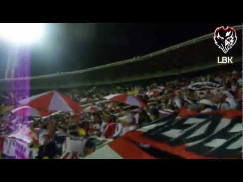 "LA BANDA DE LOS KUERVOS EN BOGOTÃ" Barra: La Banda de Los Kuervos &bull; Club: Junior de Barranquilla