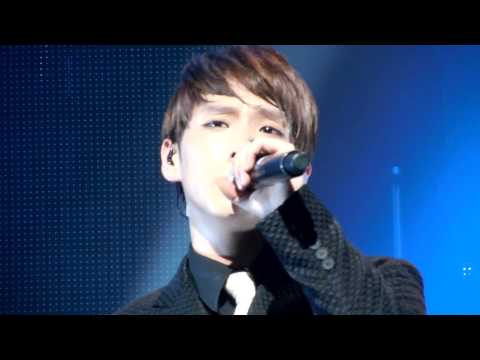 [1080p] 130507 B.A.P Live on Earth @ Club Nokia: Rain Sound (Himchan & Daehyun Focus)