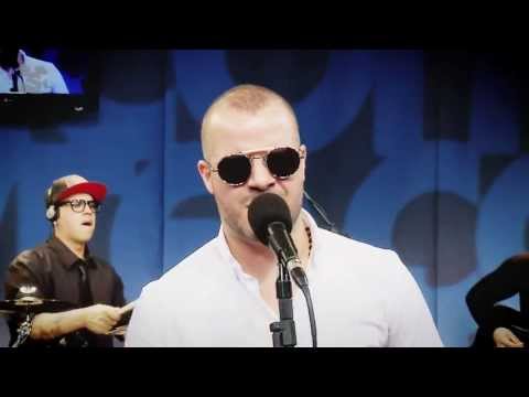 Os Travessos em "Um passo de cada vez" no Estúdio Showlivre 2012