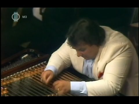 Ökrös Oszkár cimbalom szóló
