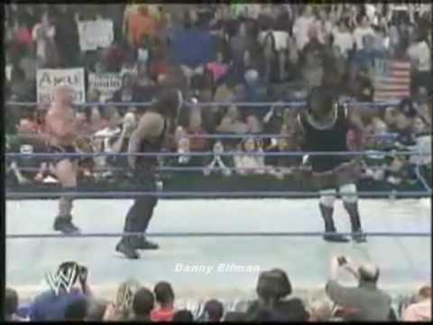 Undertaker destroys Mark Henry