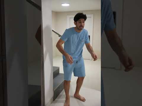 Cuando la bebe no se queda quieta🤣