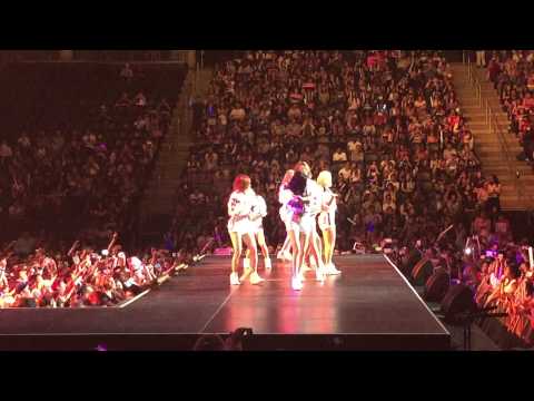 080815 KCON NY 2015 - SNSD - Gee [FANCAM]