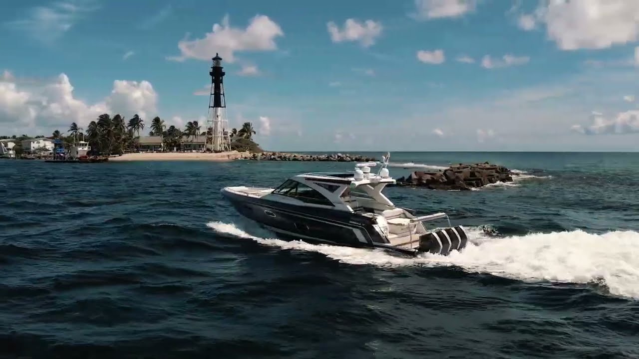 Formula 430 Super Sport Crossover