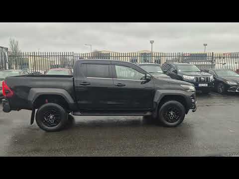 Toyota Hilux 2.8 GR SPORT II CREWCAB - Image 2