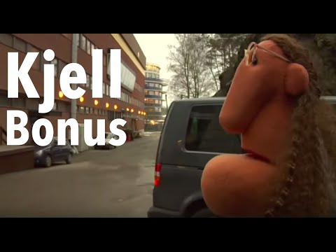Kjell  S02 Bonus - Röker sig själv