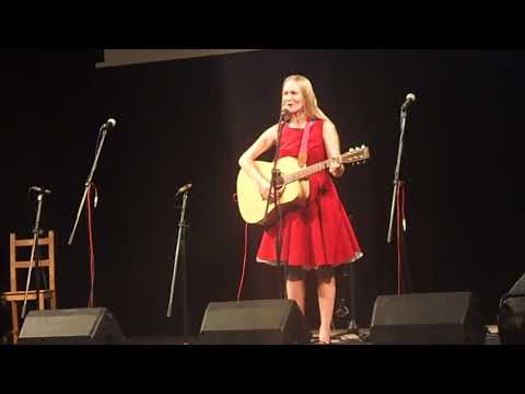 Blondýna - Porta, pražské finále, 19.4. 2018, píseň Výprava