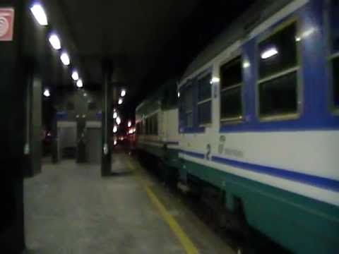 E656.058 in partenza con l' ICN 1939 "Bellini" Roma Termini - Siracusa/Palermo Centrale