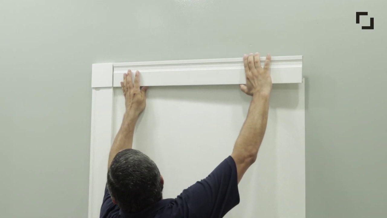 Veja como instalar as Guarnições Vista de Porta ou Alizares com os Sócalos e Rosetas Santa Luzia