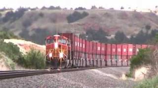 preview picture of video 'BNSF Panhandle sub at Curtis Hill 6-7-08 pt2'
