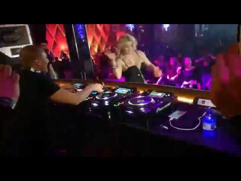 I'Raphael @ Bolero Club, Lisboa - NYE 2018 Sunrise III - Fernanda Martins / Du'Art