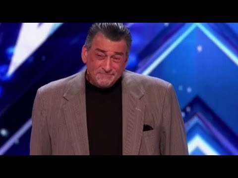 ROBERT DeNIRO Gets Booed off stage on America's Got Talent