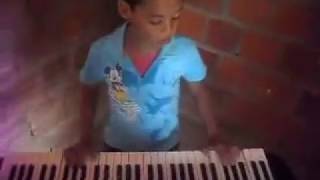 Juninho tocando a musica (meu bebê) Pablo do arrocha AJUDEM ELE IR PARA ALGUM PROGRAMA DE TV GENTE