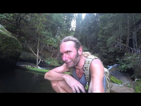 Triberger Wasserfälle mal ganz anders, von oben, barfuß, mit geilsten Schalensteinen / Ahnengedenken