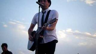 Crashing Down- Mat Kearney (LIVE)