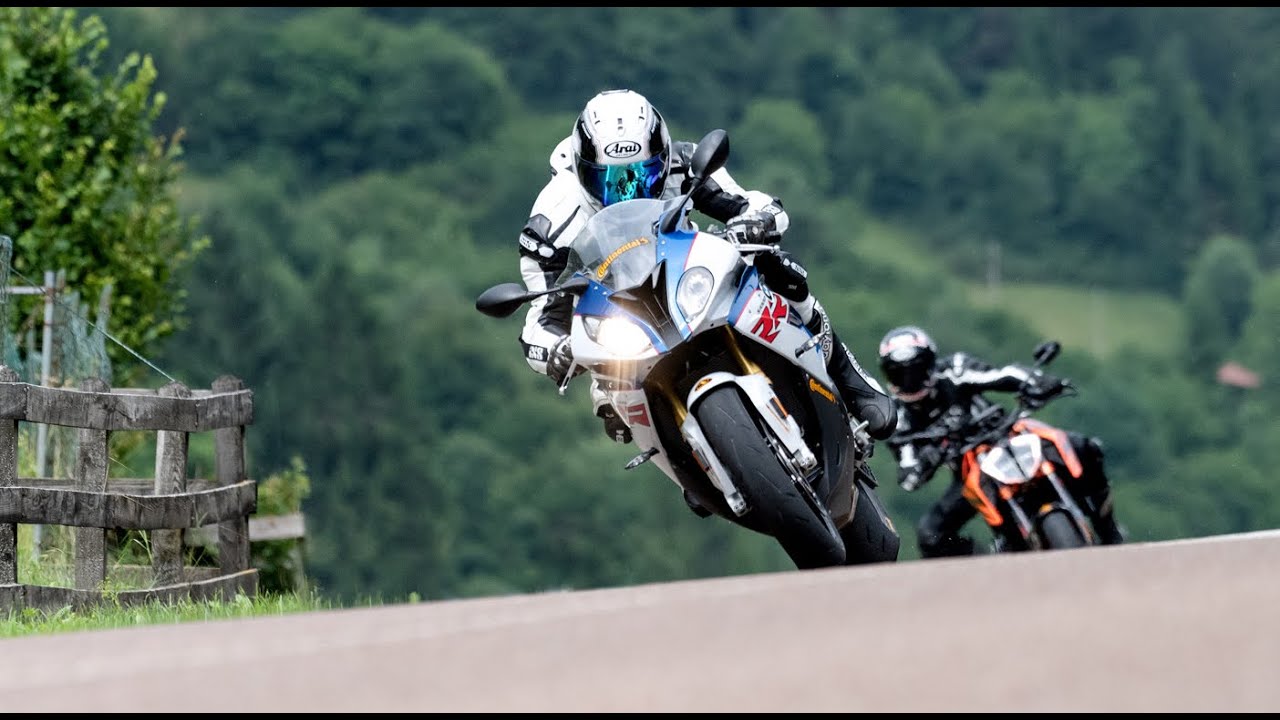 Continental Sport Attack 4 - 190/50 R17 (73W) Video