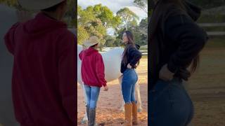 #piadascurtas #cavalos #piadasrapidas #shortsviral #cavalo #shortsfeed #cowboys #shortvideo #short