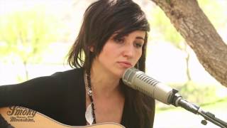 Lights &quot;Running With The Boys&quot; Acoustic at Coachella
