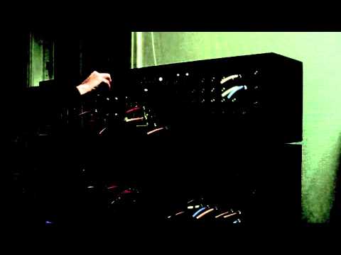 Playing the Q960 Sequencer