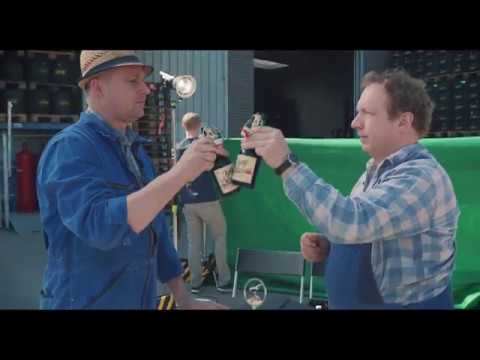 Ulrichsbier eisgekühlt - Rückenetikett abziehen und Bierkühler gewinnen! - Filmset
