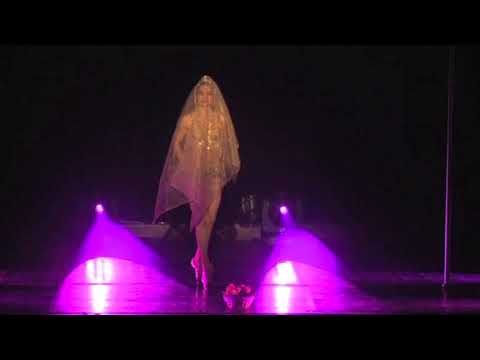 Elena Gibson performance - Arabian Queen ballet & pole show