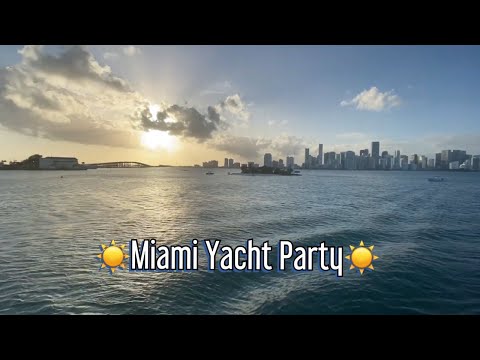 Miami Yacht Party Vibes! Travel Vlog Spring Break Edition 2020