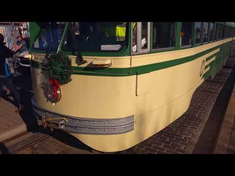 San Francisco Streetcars 496 (Melbourne) and PCC 1040