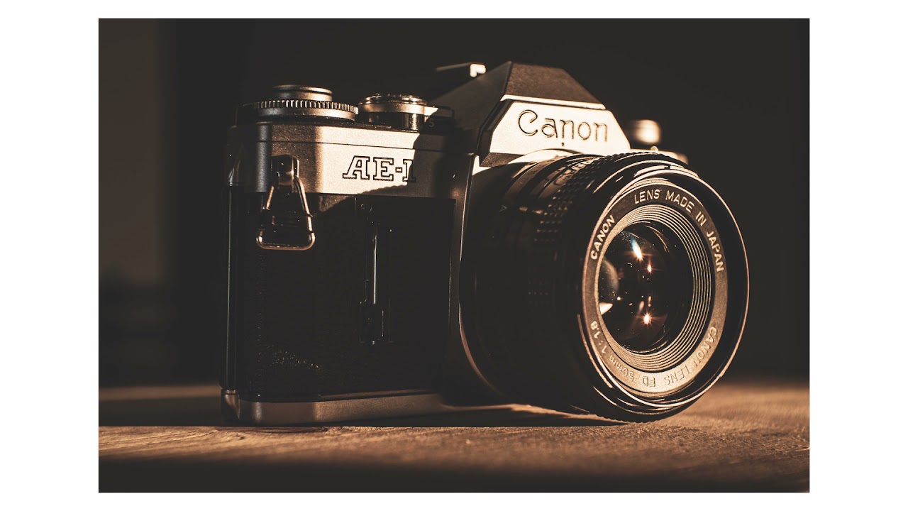 Câmera Analógica Canon AE-1: SLR 35mm com Prioridade de Obturador