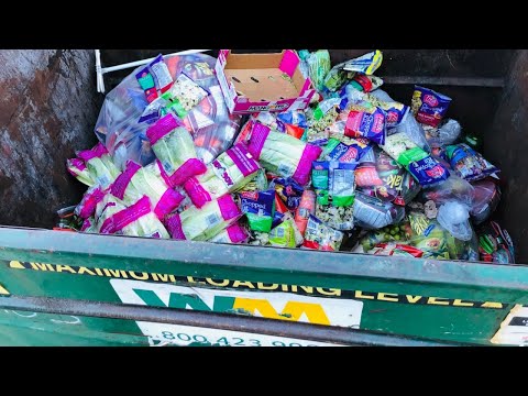 image-Why do most stores throw away returned items?