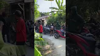 Download lagu SELOJARI ATAS:KORBAN TAWURAN PERTAMA DANGDUTAN SHAUN THE SHEEP #tawurandangdut #tawuranselojariatas mp3