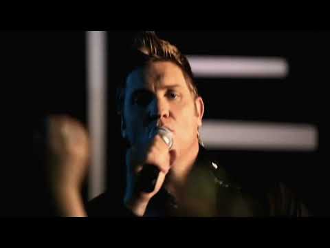 Kurt Darren se nuwe liedjie en video #AfrikaansIsAlles is nou uit op alle digitale platforms!