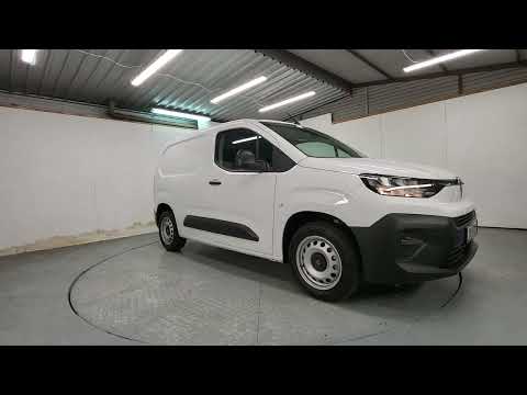 Citroen Berlingo BlueHDi 100 MWB 5 seats S&S Plus - Image 2