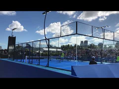 Bela con el remate de invierno potentisimo vs Chingotto/Tello en Miami