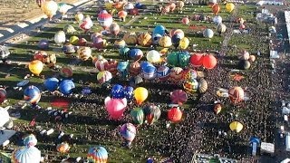 Hot Air Balloon Takeoff from the Balloon Fiesta in Albuquerque, NM