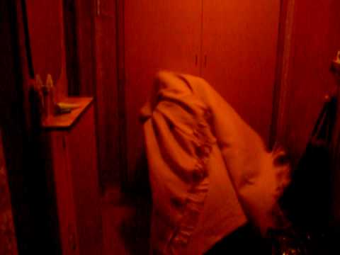 Maxim & Skin  - Carmen Queasy