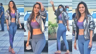 Kiara Advani Spotted outside Reset Gym in Bandra t