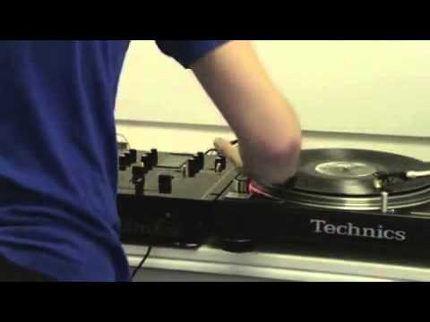 DJ NITRO (mystery fm, colchester, essex) - Hard Techno scratching session