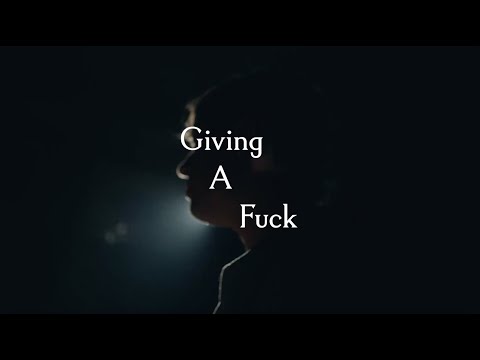 Videoclip de Giving A Fuck — Tom Odell