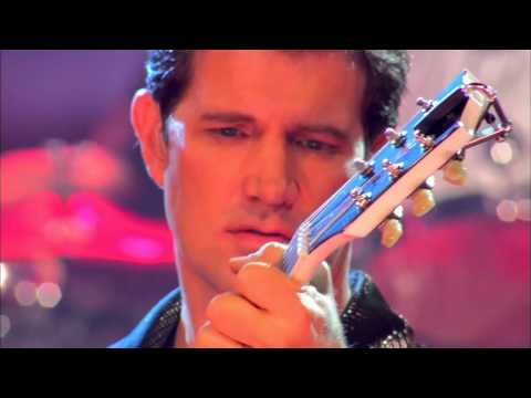 CHRIS ISAAK -  Live In Concert.  p. s . RAUL MALO