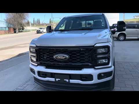 2026 Ford Super Duty F-350 SRW LARIAT 4WD Crew Cab 6.75' Box in Oxford White for sale at CSL Ford Sales in Cardston, AB