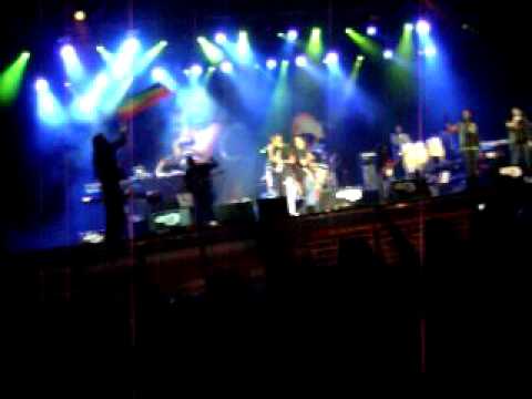 NAS - ONE MIC live @ Couleur Café 2010 with Distant Relatives