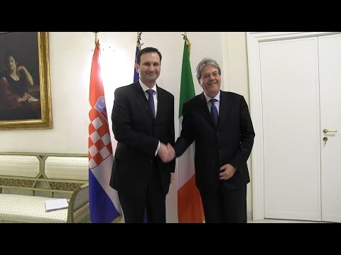 Dolore dellulcera nella parte posteriore destra Trattamento osteocondrosi spalla
