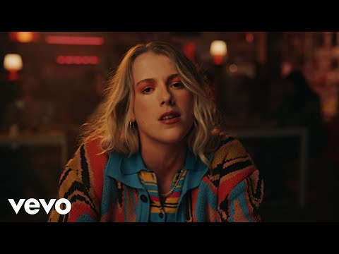 Mathilda Homer - I'm Sorry (Official Video)