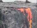 Вулканическая лава течет в океан!!!. 